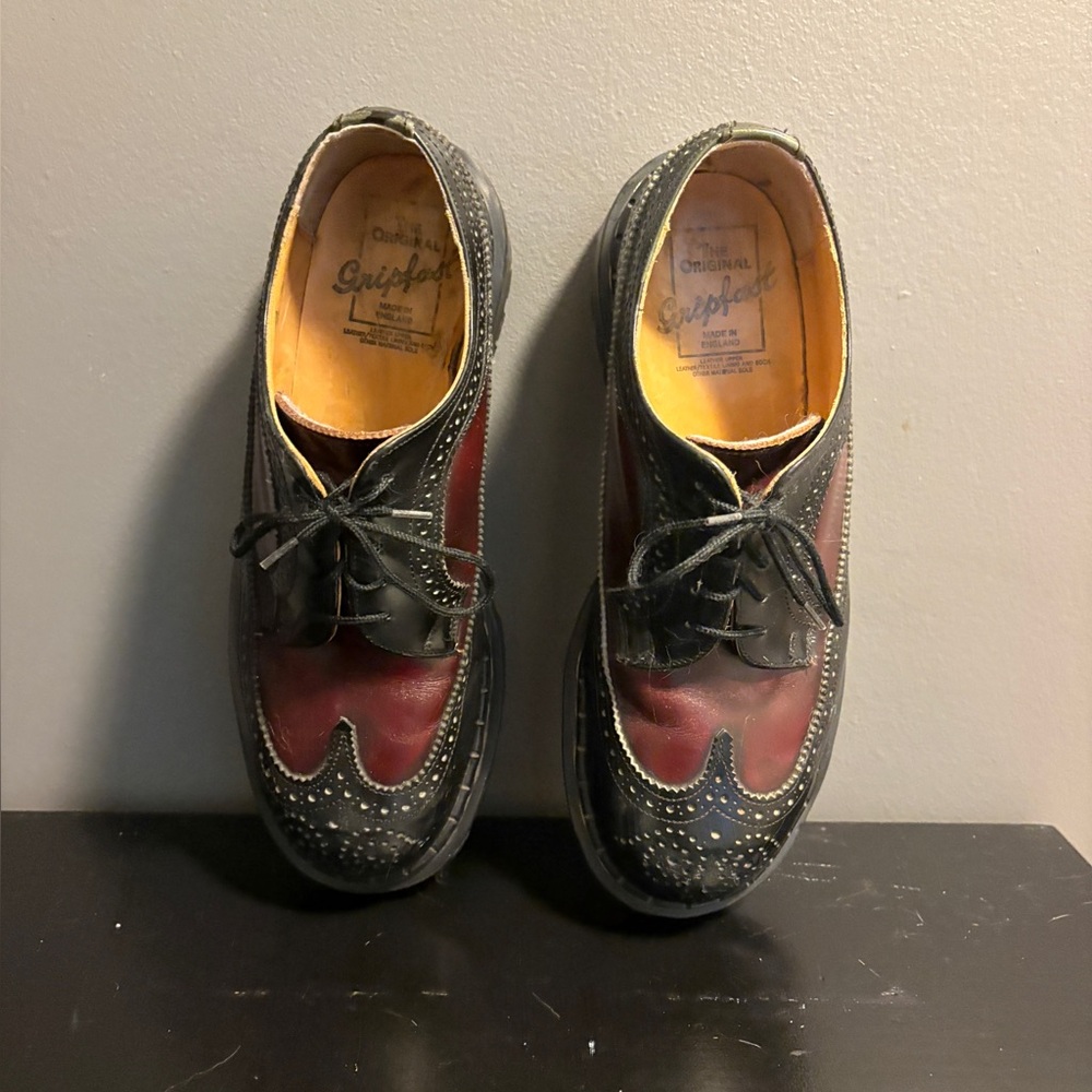GRIPFAST MEN’S VINTAGE 1995 WINGTIP LUG SOLE SHOES